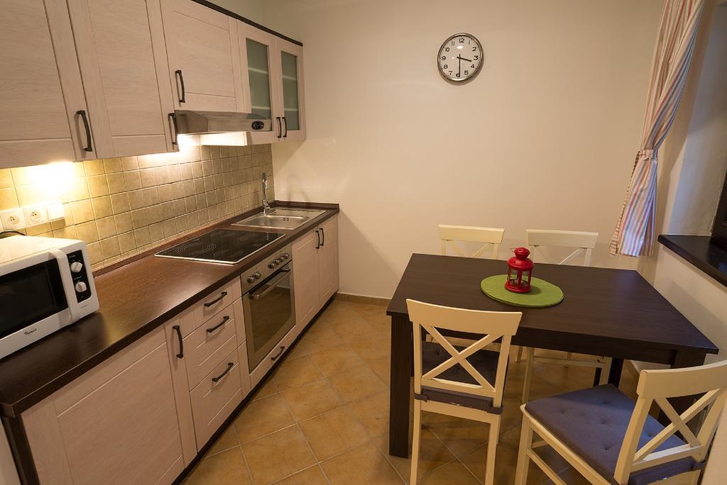 Apartmany Hrabovo Ruzomberok Zimmer foto